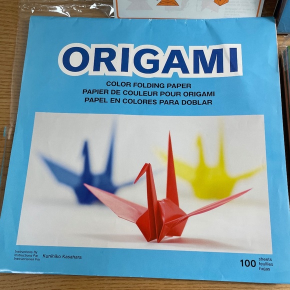 Origami Folding Paper Lot 600 + Sheets Art Crafts 9 3/4x 9 3/4” & 5 7/8”x 5 7/8” - Picture 2 of 7